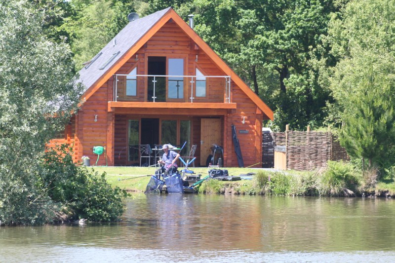 Log Cabin Holidays With Fishing Lakes Dog Friendly